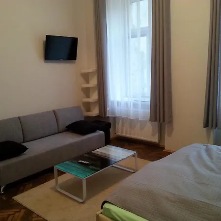 Dream Hostel&apartments