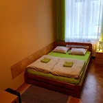 Hostel Dream Hostel&apartments *